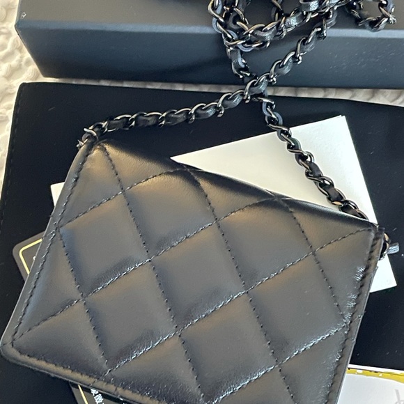 NEW Chanel So Black Mini Woc Cardholder 21B Bag - Picture 9 of 15